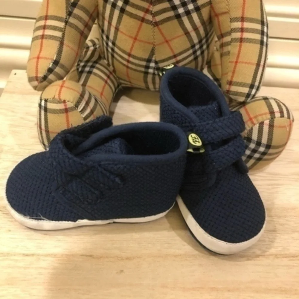 Baby shoes